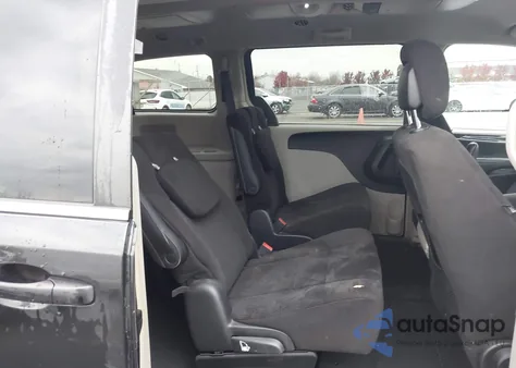 2013 Chrysler Town & Country Touring from USA, damaged, VIN 2C4RC1BG6DR605263